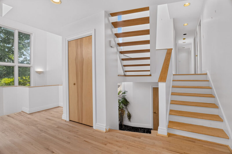 951 Academy Place — photo 8