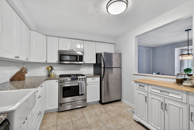 477 Cherry Ct — photo 3
