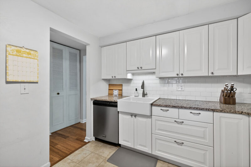 477 Cherry Ct — photo 5