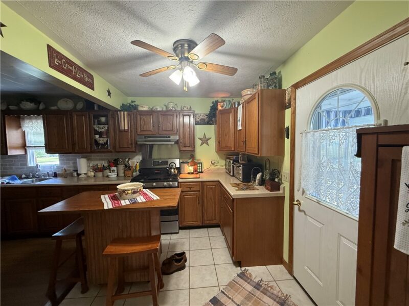 126 Highway Barn Rd — photo 3