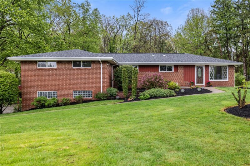 2052 Hulton Rd — photo 2