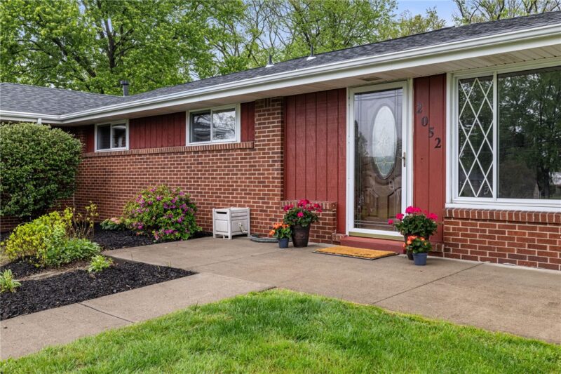 2052 Hulton Rd — photo 8