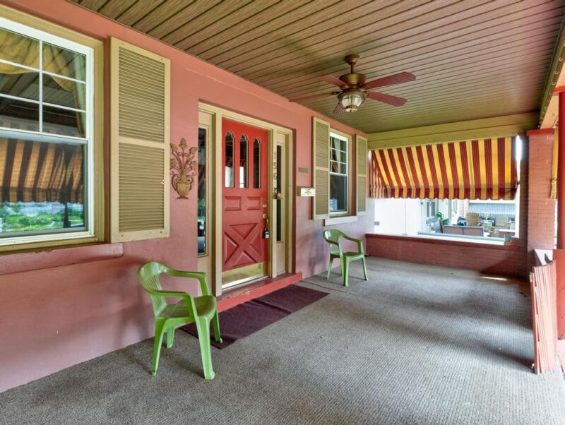 156 Taylor Ave — photo 4