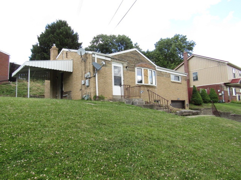 632 Highridge Dr — photo 1