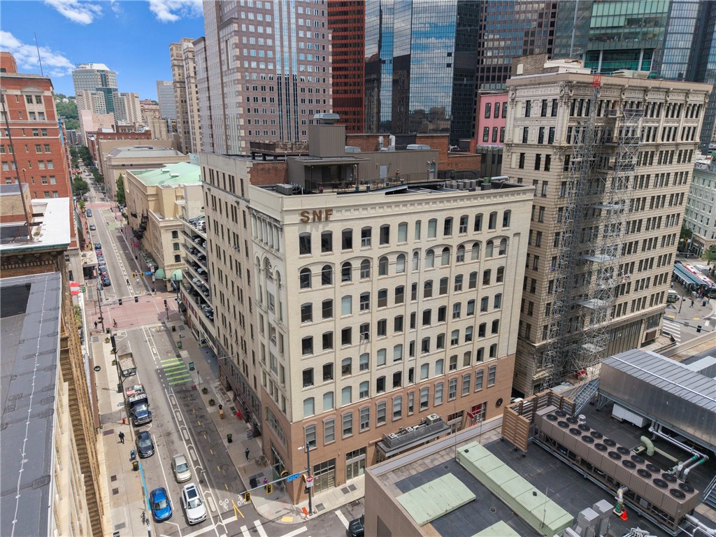11 FIFTH AVE 501 — photo 1