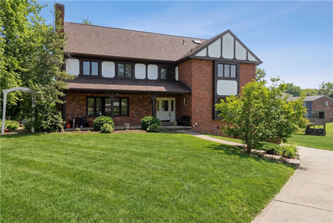 17 Grant Cir — photo 1