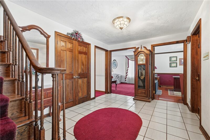17 Grant Cir — photo 5