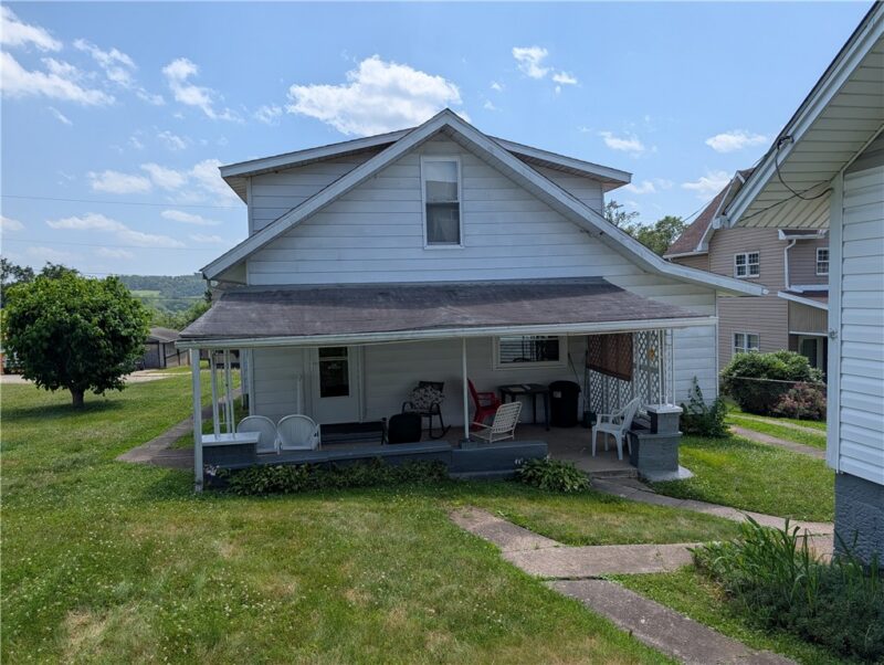 213 MCGILL AVE — photo 2