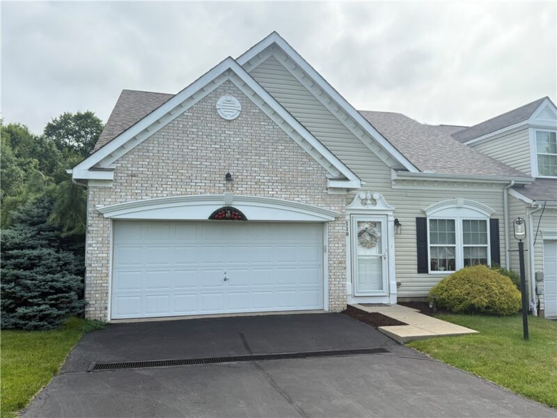 118 Wagen Dr — photo 2