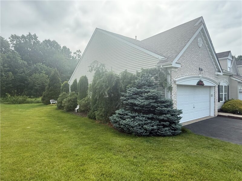 118 Wagen Dr — photo 3