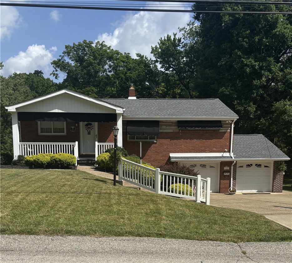 422 Woodrift Ln — photo 1