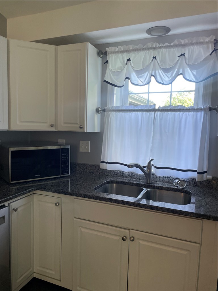 128 White Oak Dr — photo 5