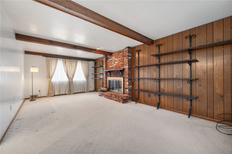 261 Shasta Dr — photo 6