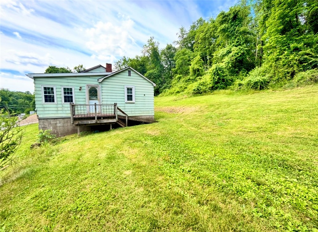 61 Mcmichael Rd — photo 1