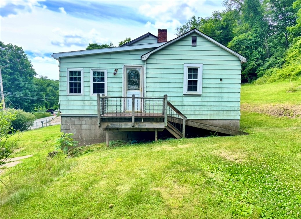 61 McMichael Road — photo 1