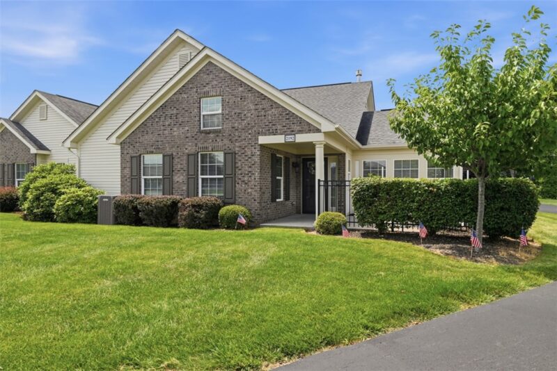 2192 Westview Cir — photo 2
