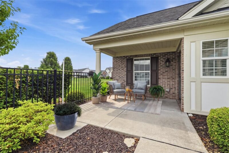 2192 Westview Cir — photo 3