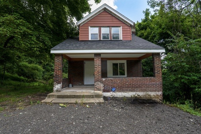 8610 Pershing — photo 2
