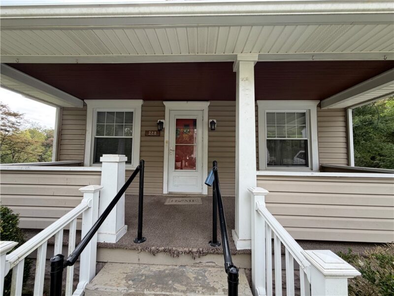 228 Ohio St — photo 2