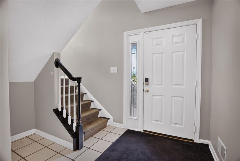 9704 Sundance Dr — photo 3