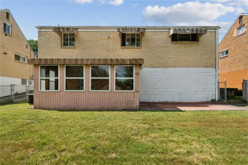 7867 Mark Dr — photo 4