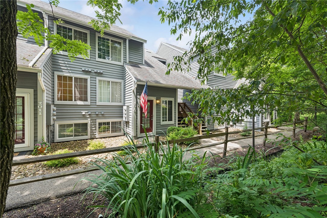2010 South Ridge Terrace — photo 1