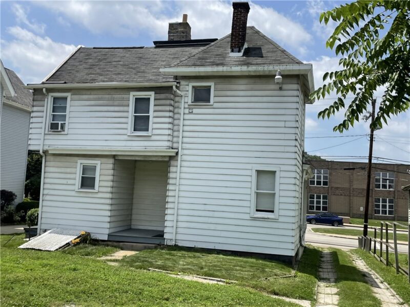 213 S Central Ave — photo 4