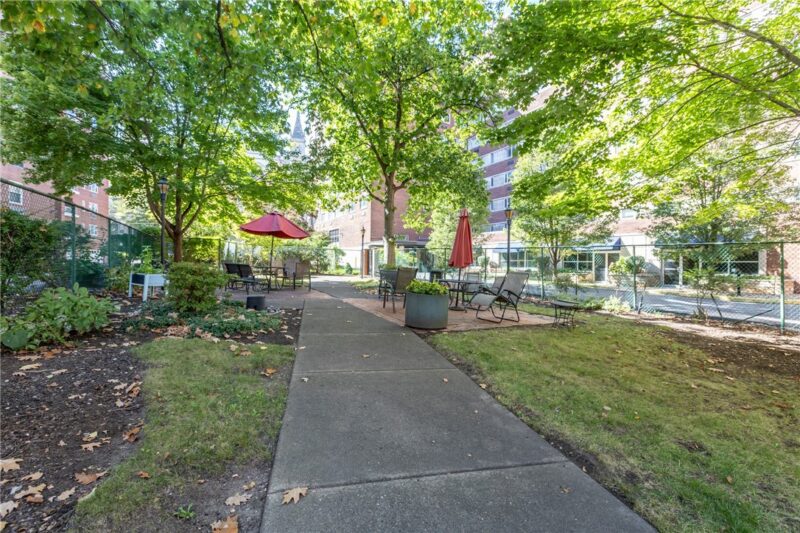 4625 Fifth Ave 206 — photo 3