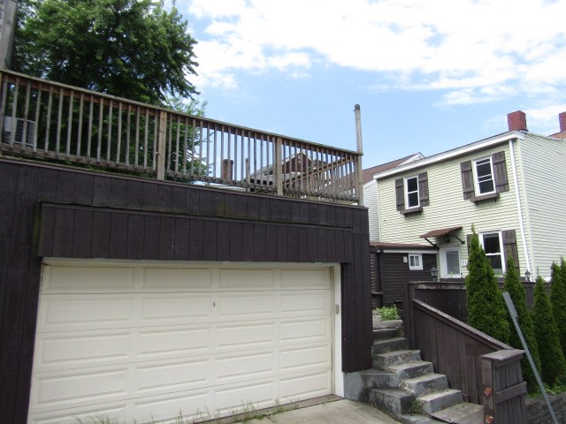 71 Barry St — photo 4