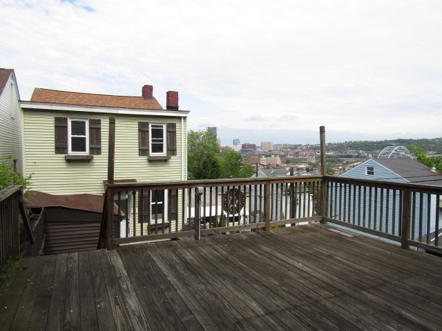 71 Barry St — photo 6