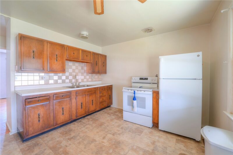 105 Mt. Pleasant Blvd. — photo 7
