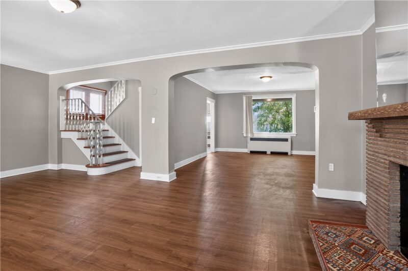 410 Carl St — photo 4