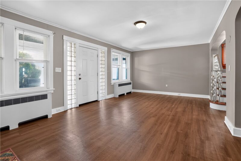 410 Carl St — photo 5