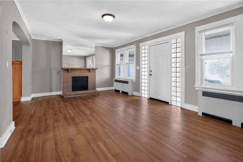410 Carl St — photo 7