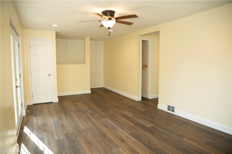 387 W Wylie Ave — photo 7