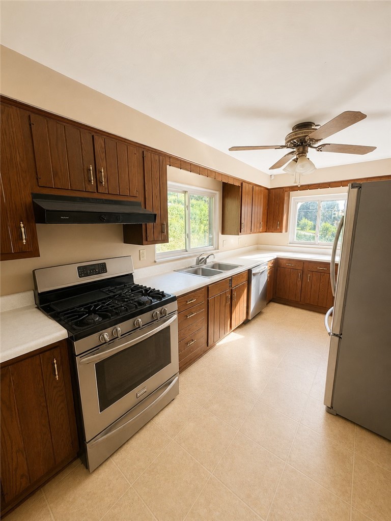 2133 Lower Terrace Rd — photo 2