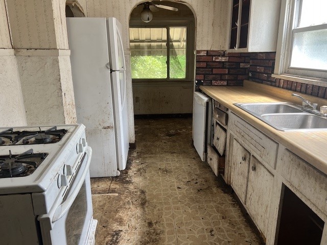 111 Marie Ave — photo 6