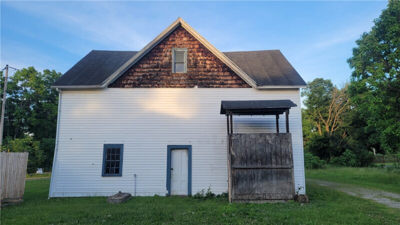 226 N Walnut St — photo 5