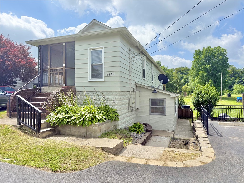 4481 W State St — photo 1