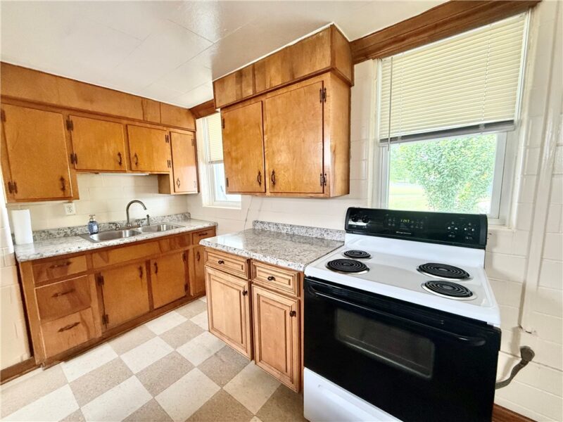 4481 W State St — photo 7