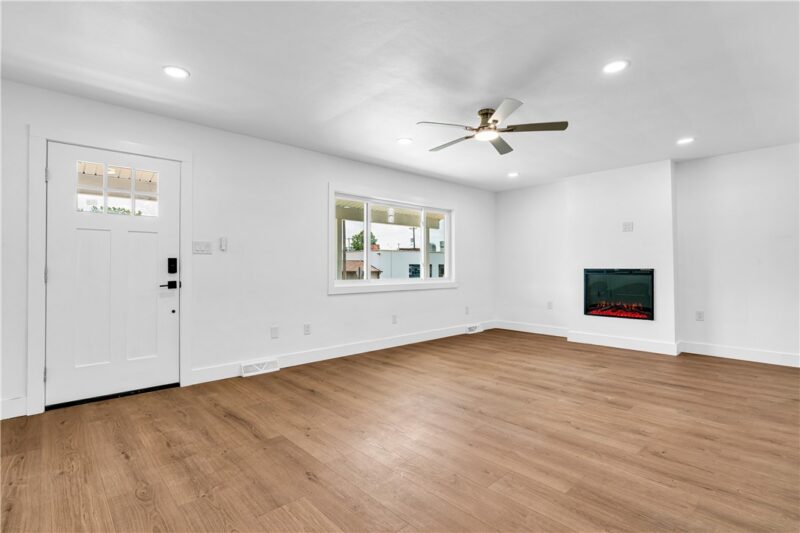 323 Olivia Street — photo 8