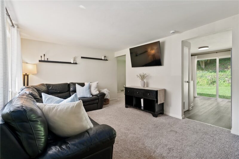 105 EDIES WAY — photo 6
