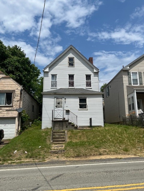 613 Center Street — photo 1