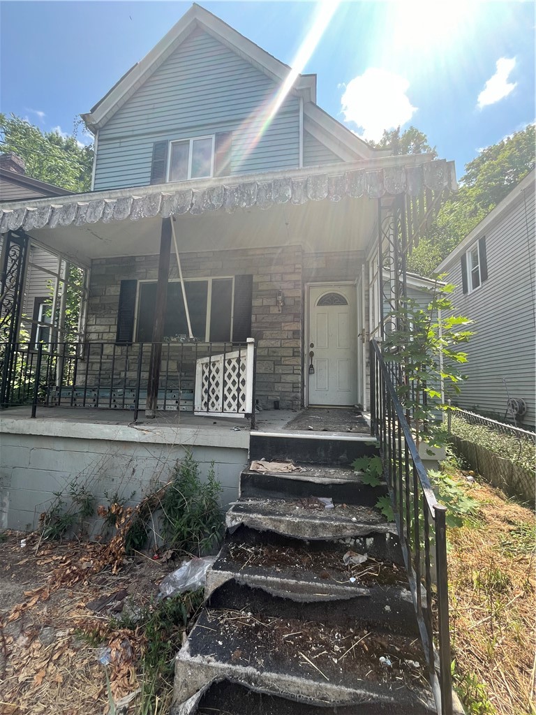 512 Glenn Street — photo 2