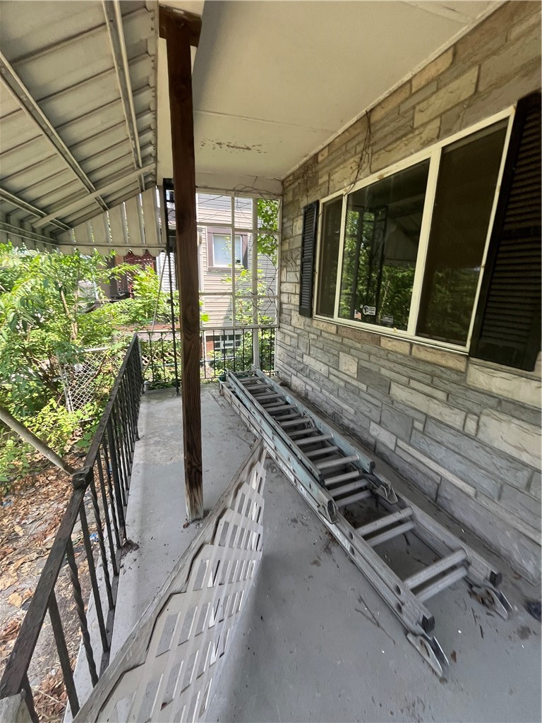 512 Glenn Street — photo 3