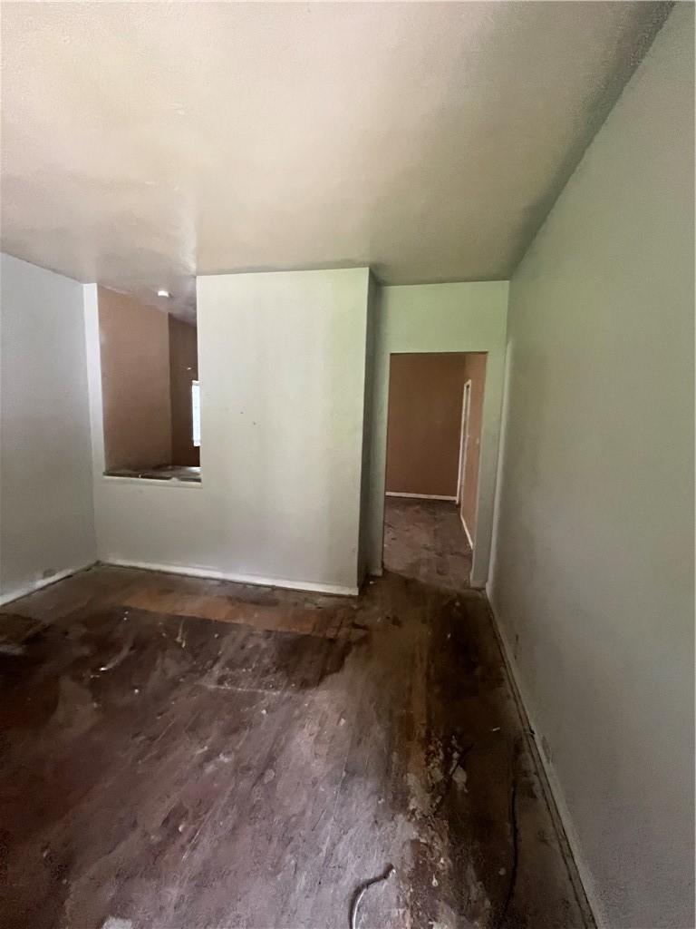 512 Glenn Street — photo 5