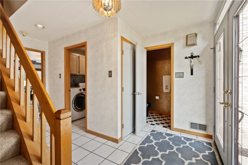 336 Cobblestone Cir — photo 6