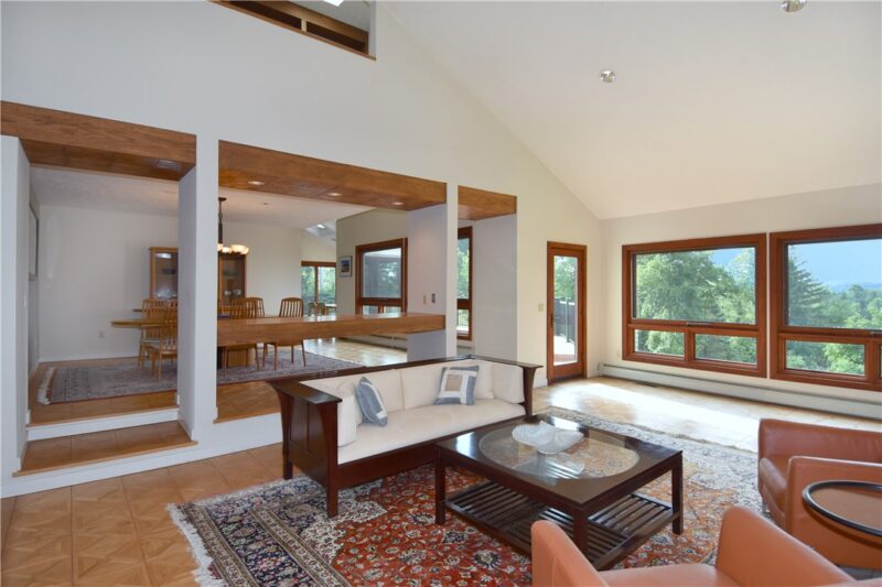 2682 Oak Hill Dr. — photo 5