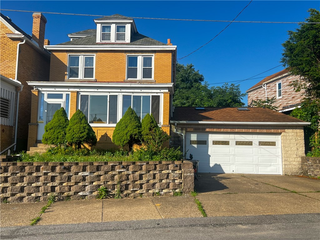 409 Vine St — photo 1