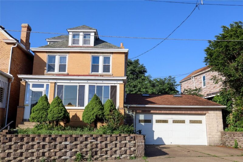 409 Vine St — photo 2